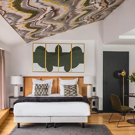 Maisons Du Monde Hôtel&suites - Vieux Port 4*