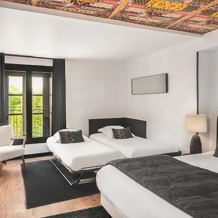 Maisons Du Monde Hôtel&suites - Vieux Port 4*