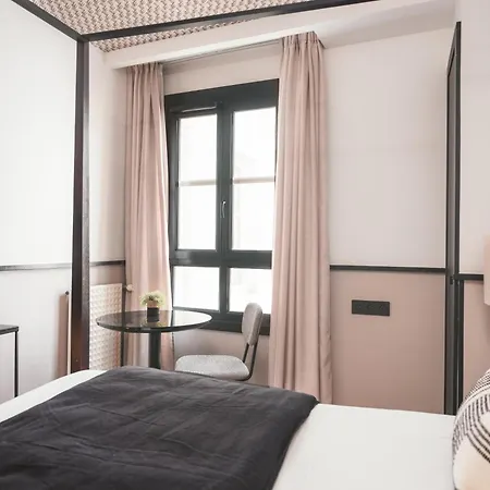 Hotel Maisons Du Monde & - La Rochelle Vieux Port 4*