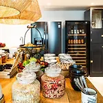 Hotel Maisons Du Monde & - Vieux Port 4*