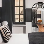 Maisons Du Monde & - Vieux Port Hotel