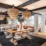 Maisons Du Monde & - Vieux Port Hotel 4*