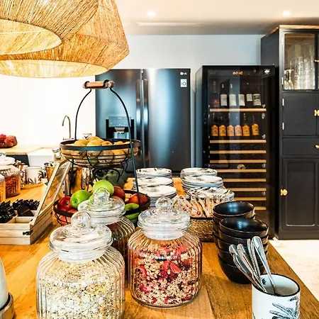 Hotel Maisons Du Monde & - La Rochelle Vieux Port 4*