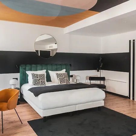Maisons Du Monde & - Vieux Port Hotel La Rochelle (Charente-Maritime)