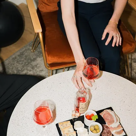 Maisons Du Monde Hôtel&suites - Vieux Port Hotel