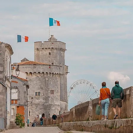 Maisons Du Monde & - Vieux Port Hotel 4*