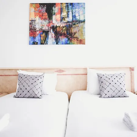 Maisons Du Monde & - Vieux Port 4*