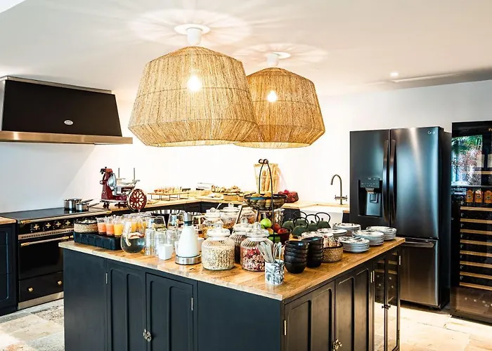 Maisons Du Monde & - Vieux Port Hotel