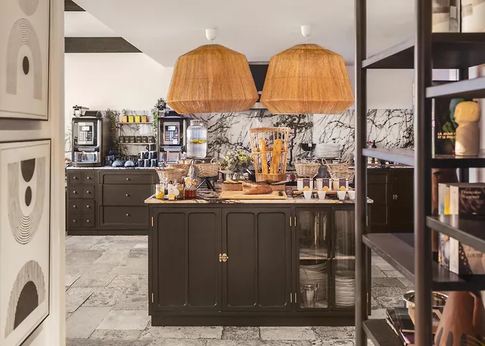 Maisons Du Monde & - Vieux Port Hotel