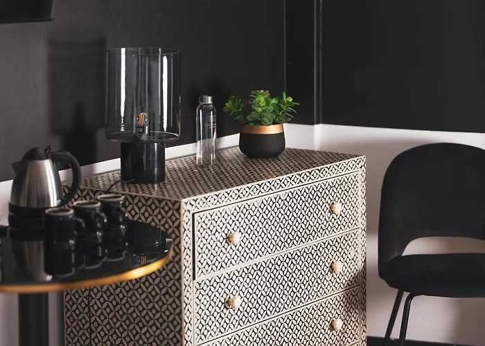 Maisons Du Monde & - Vieux Port