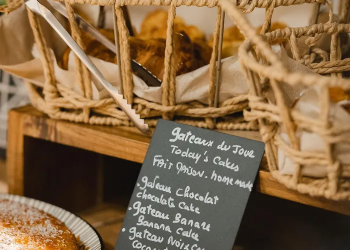 Maisons Du Monde & - Vieux Port Hotel