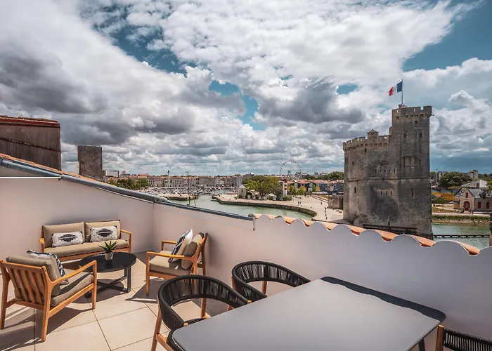 Maisons Du Monde & - Vieux Port Hotel 4*