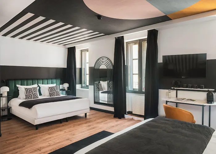 Maisons Du Monde & - Vieux Port